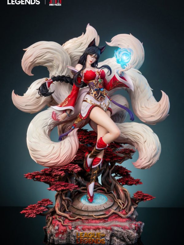 Ahri figure