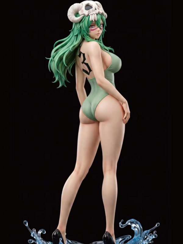 Nel Tu figure