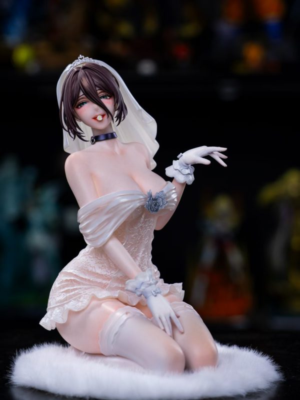 Chainsaw Man Reze figure